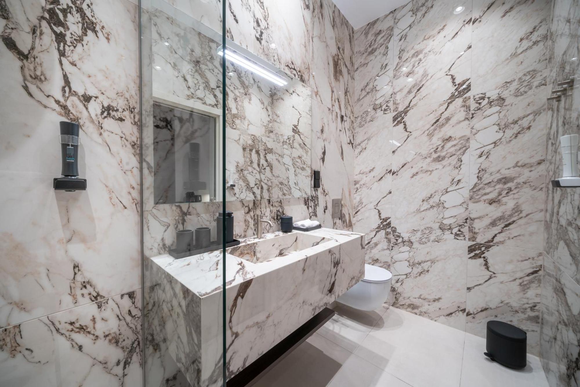 Damas Suites Βουδαπέστη Εξωτερικό φωτογραφία
