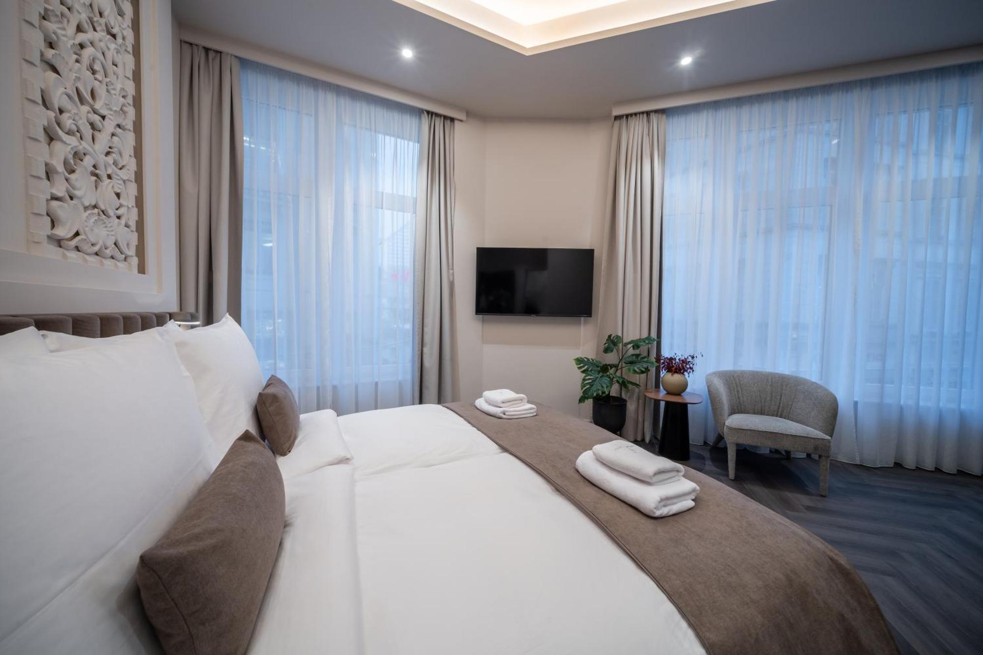 Damas Suites Βουδαπέστη Εξωτερικό φωτογραφία